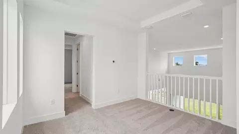 Entry Way - 8308 Golden Beach Ct, Parrish, FL 34219 photo 2 of 2
