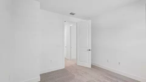 Bedroom - 8308 Golden Beach Ct, Parrish, FL 34219 photo 8 of 11