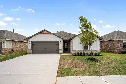 1507 Crimson Lake Blvd, El Reno, OK 73036