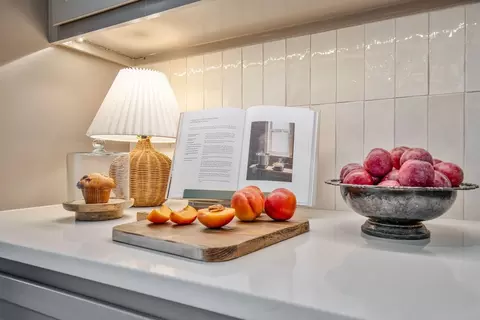 Kitchen - 932 Hydrangea Way, Edmond, OK 73034 photo 12 of 12