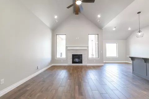 Living - 932 Hydrangea Way, Edmond, OK 73034 photo 1 of 16