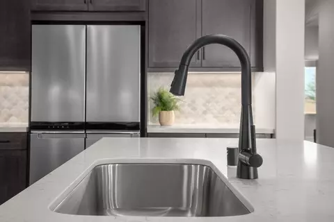Kitchen - 1243 Trojan Cir, Perris, CA 92571 photo 9 of 15