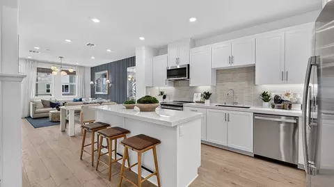 Kitchen - 500 Park Drive Unit #116, Carson, CA 90745 photo 1 of 6