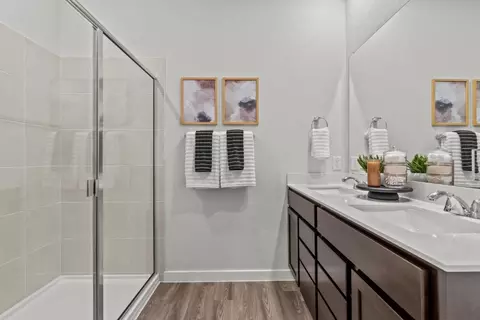 Bath - 5518 Franklin Hls, Von Ormy, TX 78073 photo 1 of 3