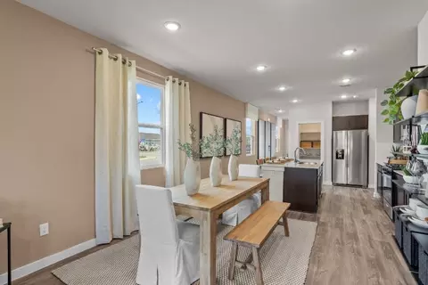 Dining - 5518 Franklin Hls, Von Ormy, TX 78073 photo 3 of 4