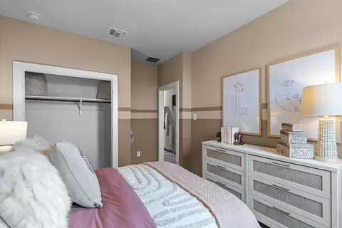 Bedroom - 5518 Franklin Hls, Von Ormy, TX 78073 photo 5 of 7