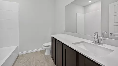 Bath - Selling From Lilybrooke's Model, Celina, TX 75009 photo 3 of 4
