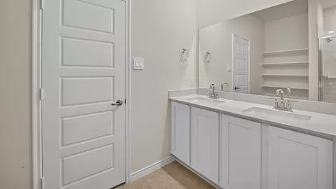 Bath - Selling From Lilybrooke's Model, Celina, TX 75009 photo 1 of 4