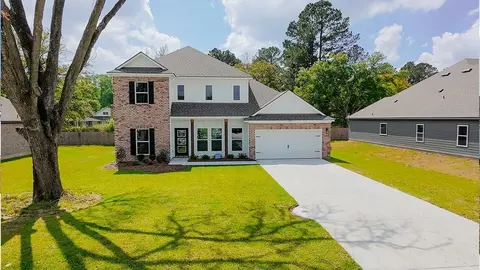 12736 Legacy Oaks Ave, Baton Rouge, LA 70818