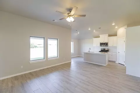 Living - 2800 Heather Hvn, Moore, OK 73160 photo 7 of 13