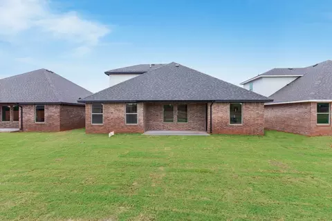Other - 2800 Heather Hvn, Moore, OK 73160 photo 16 of 31