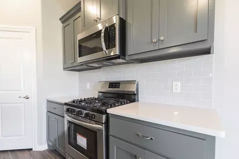Kitchen - 2800 Heather Hvn, Moore, OK 73160 photo 4 of 19