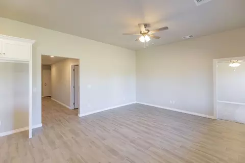 Living - 2800 Heather Hvn, Moore, OK 73160 photo 9 of 13