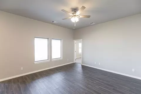 Living - 2800 Heather Hvn, Moore, OK 73160 photo 5 of 13