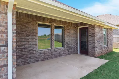 Other - 2800 Heather Hvn, Moore, OK 73160 photo 14 of 31