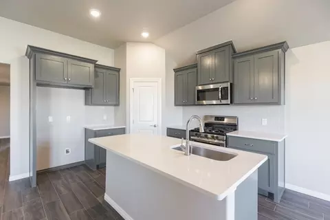 Kitchen - 2800 Heather Hvn, Moore, OK 73160 photo 2 of 19