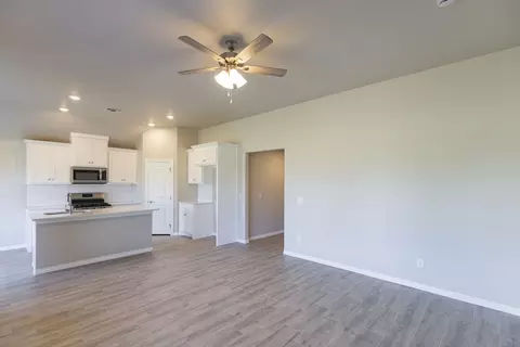 Living - 2800 Heather Hvn, Moore, OK 73160 photo 8 of 13