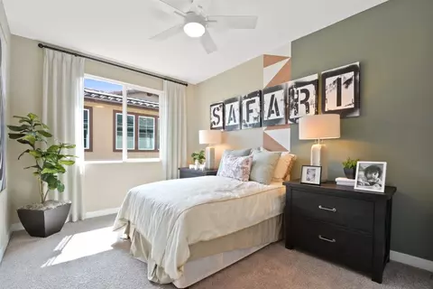 Bedroom - 3942 Bluff View Dr, Corona, CA 92883 photo 3 of 4