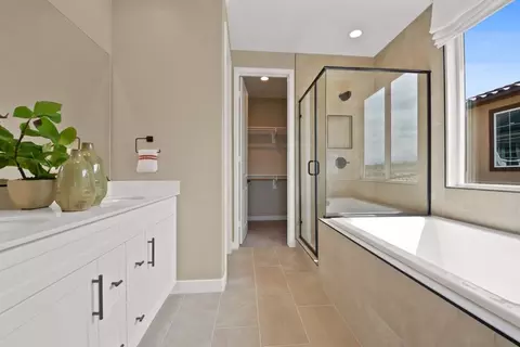 Bath - 3942 Bluff View Dr, Corona, CA 92883 photo 2 of 3