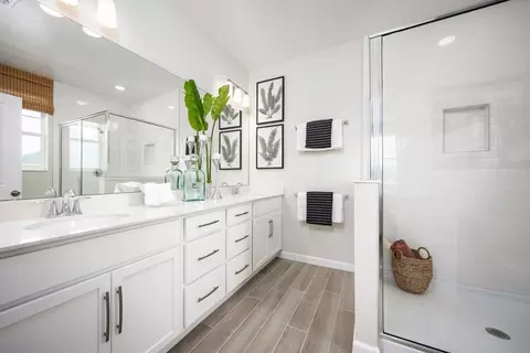 Bath - 5328 Teirgarten St, Saint Cloud, FL 34771 photo 1 of 1