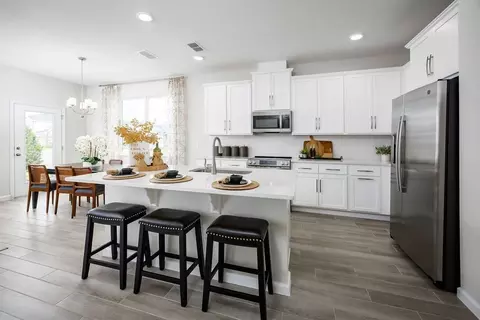 Kitchen - 5328 Teirgarten St, Saint Cloud, FL 34771 photo 1 of 3