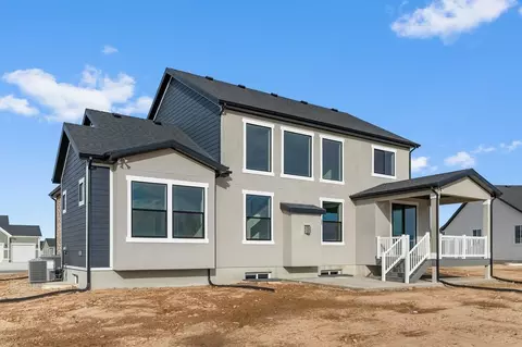 Exterior - 6417 Vernon Dr, Eagle Mountain, UT 84005 photo 6 of 9
