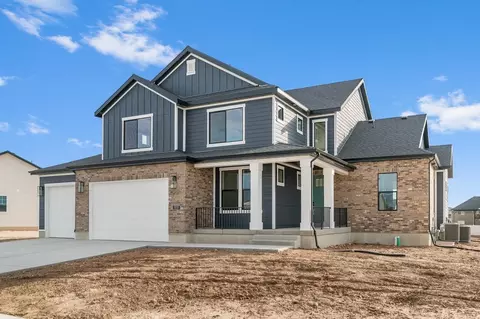 Exterior - 6417 Vernon Dr, Eagle Mountain, UT 84005 photo 3 of 9
