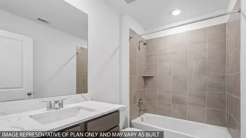 Bath - 5101 Cooper Hawk Dr, Katy, TX 77493 photo 1 of 7