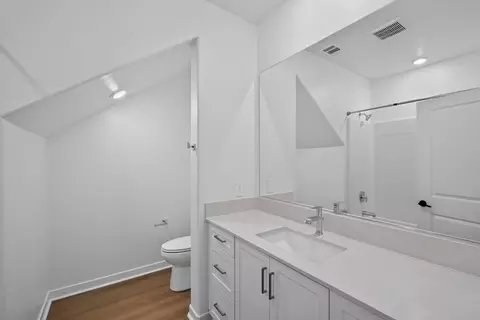 Bath - 1050 Main, El Cajon, CA 92021 photo 2 of 7