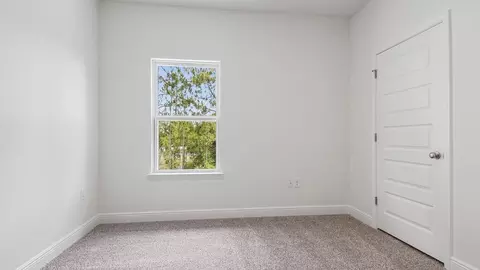 Bedroom - 4606 Commander Rd, Crestview, FL 32539 photo 6 of 20