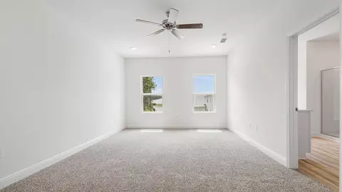 Bedroom - 4606 Commander Rd, Crestview, FL 32539 photo 3 of 20