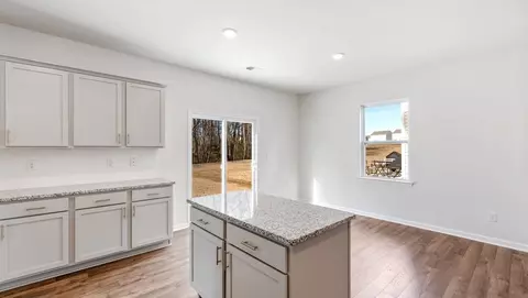Kitchen - 201 Forest Brook Dr, Easley, SC 29640 photo 4 of 4