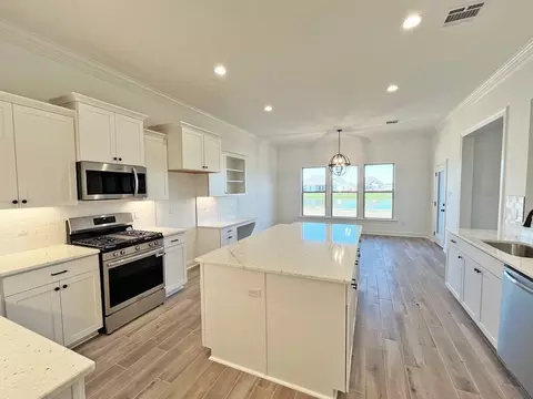 Kitchen - 134 Spring Grove Loop, Thibodaux, LA 70301 photo 3 of 4