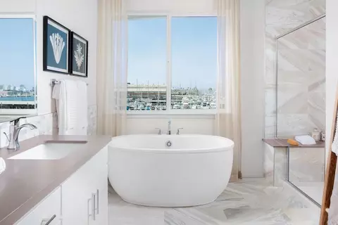 Bath - 2315 Stanford St, Alameda, CA 94501 photo 1 of 2
