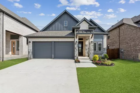 3065 Elmwood St, Rockwall, TX 75087