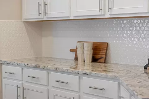 Kitchen - 7118 Brooklea Rd, Beasley, TX 77417 photo 7 of 10