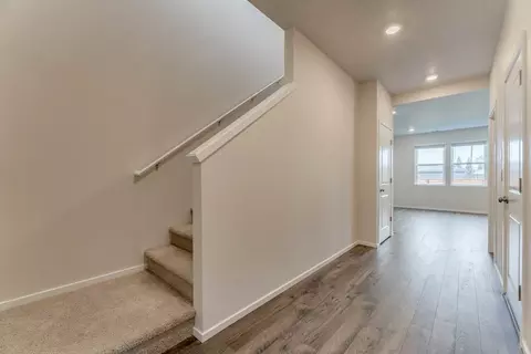 4877 Breitenbush Ave NE, Salem, OR 97301