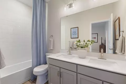24406 E 35th Dr, Aurora, CO 80019 photo 9