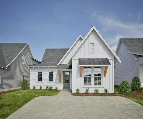1289 Woodland Cir, Opelika, AL 36801