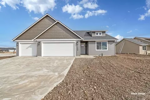 11834 N Entwistle Way, Rathdrum, ID 83858