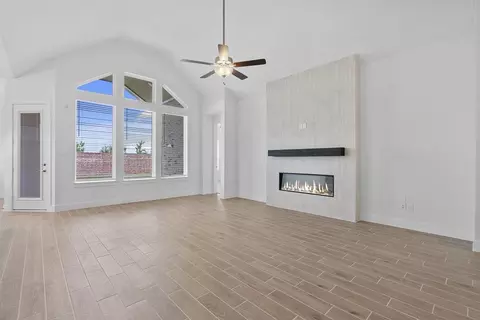 Living - 2001 Persimmon Cove Ct, Katy, TX 77493 photo 2 of 3