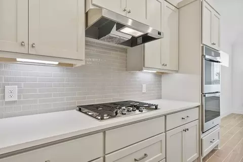 Kitchen - 2001 Persimmon Cove Ct, Katy, TX 77493 photo 4 of 5