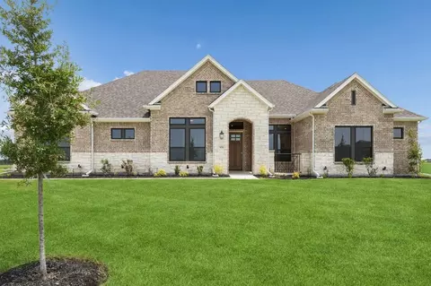 151 Quiet Waters, Waxahachie, TX 75165