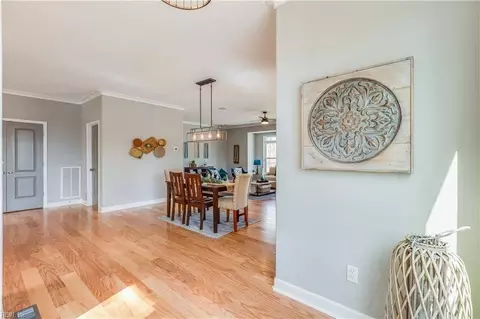 Entry Way - 234 Hall Road Rd, Hampton, VA 23664 photo 2 of 4