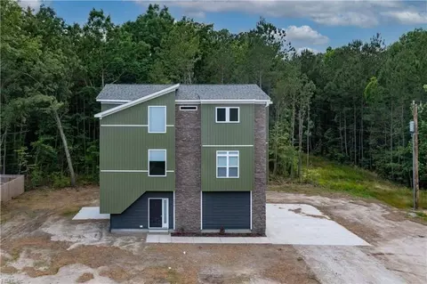 Exterior - 234 Hall Road Rd, Hampton, VA 23664 photo 5 of 11