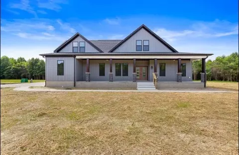 Exterior - 234 Hall Road Rd, Hampton, VA 23664 photo 7 of 11