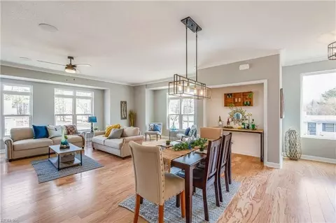 Dining - 234 Hall Road Rd, Hampton, VA 23664 photo 2 of 2