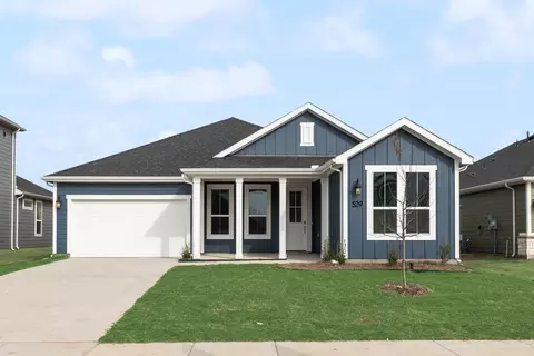 529 Marcus Ln, Crowley, TX 76036