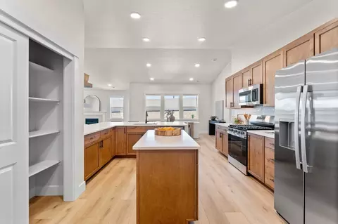 Kitchen - 2035 Sumac Ave, Middleton, ID 83644 photo 1 of 5