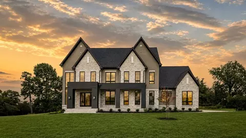 17826 Springbury Dr, Purcellville, VA 20132